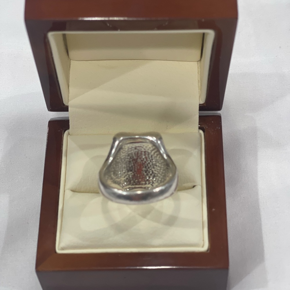 Sculpted Sterling silver rectangular ring - Picture 3 of 4